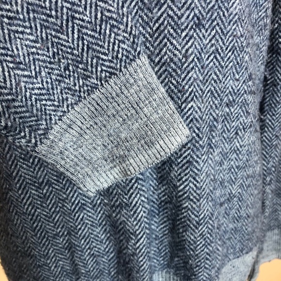 Joseph Abboud sweater - Picture 3 of 4